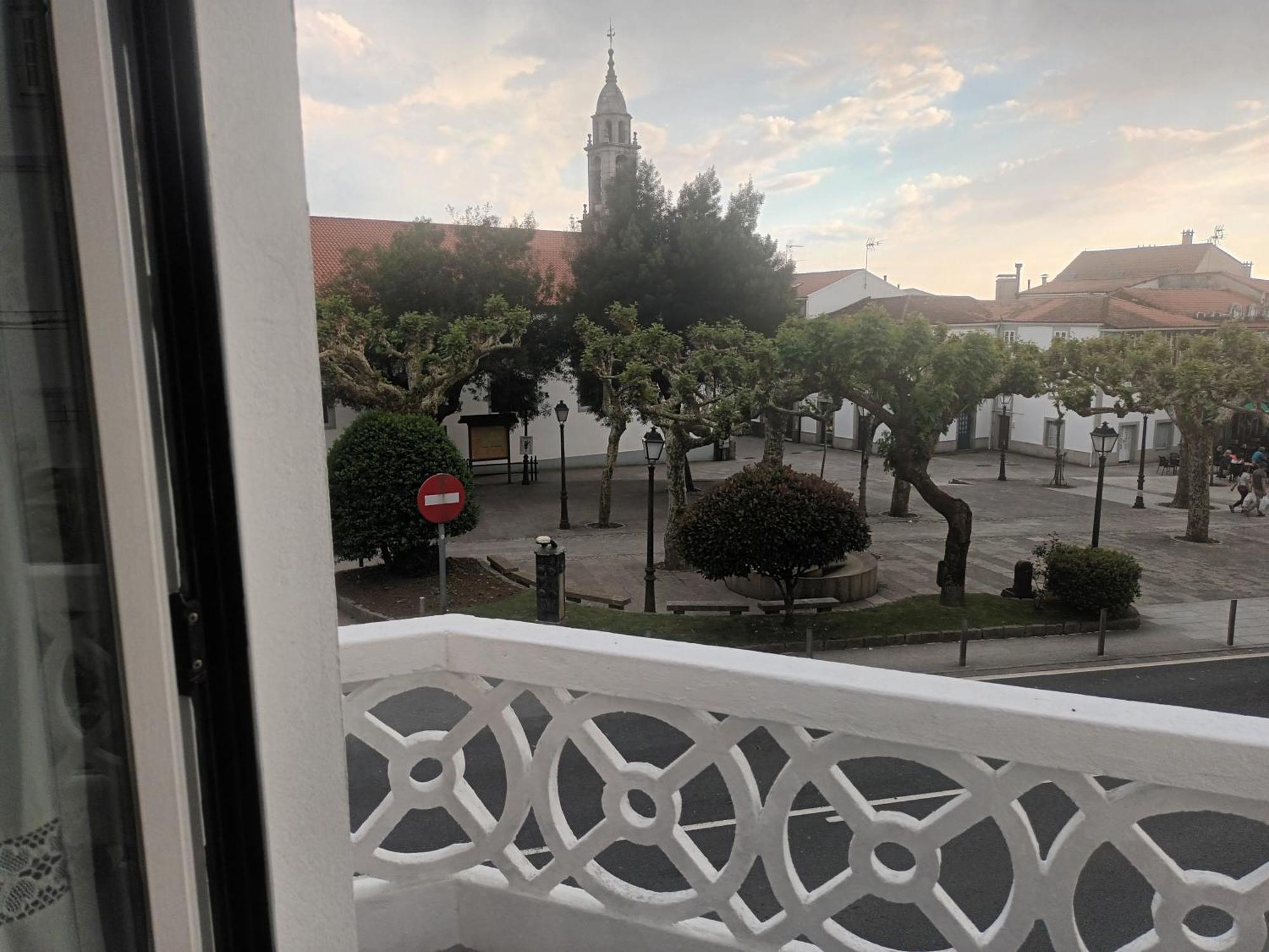 Apartamento Cafe Teatro Arzúa Exteriör bild