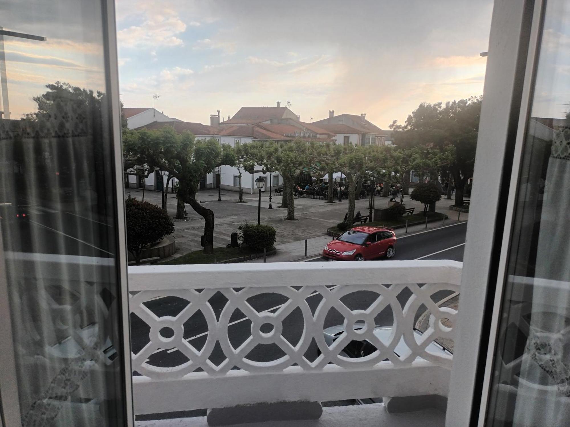 Apartamento Cafe Teatro Arzúa Exteriör bild